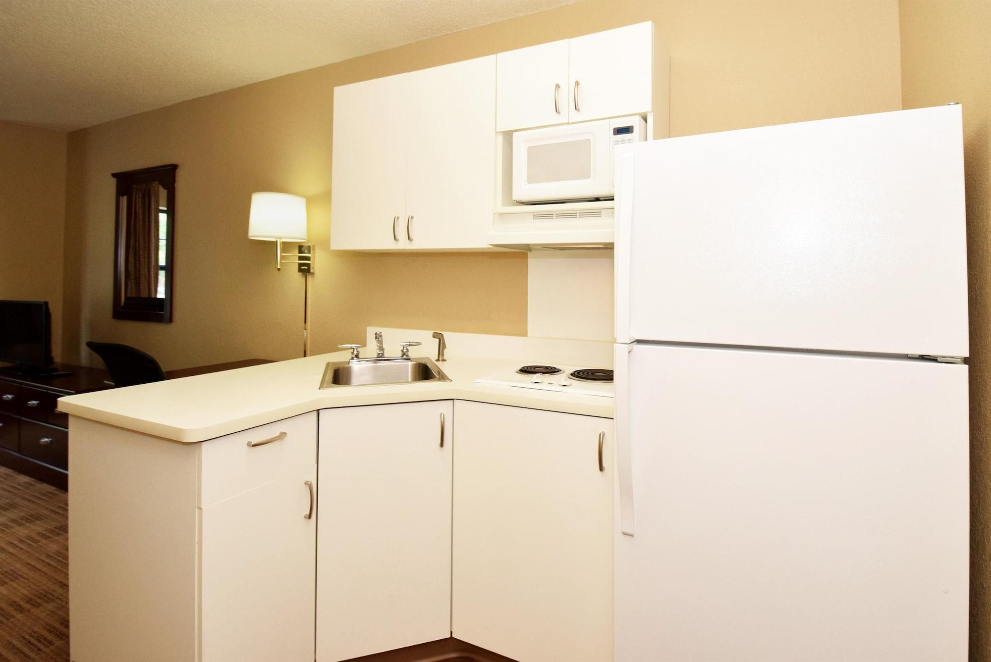 Extended Stay America Suites - Orange County - Katella Ave Екстериор снимка
