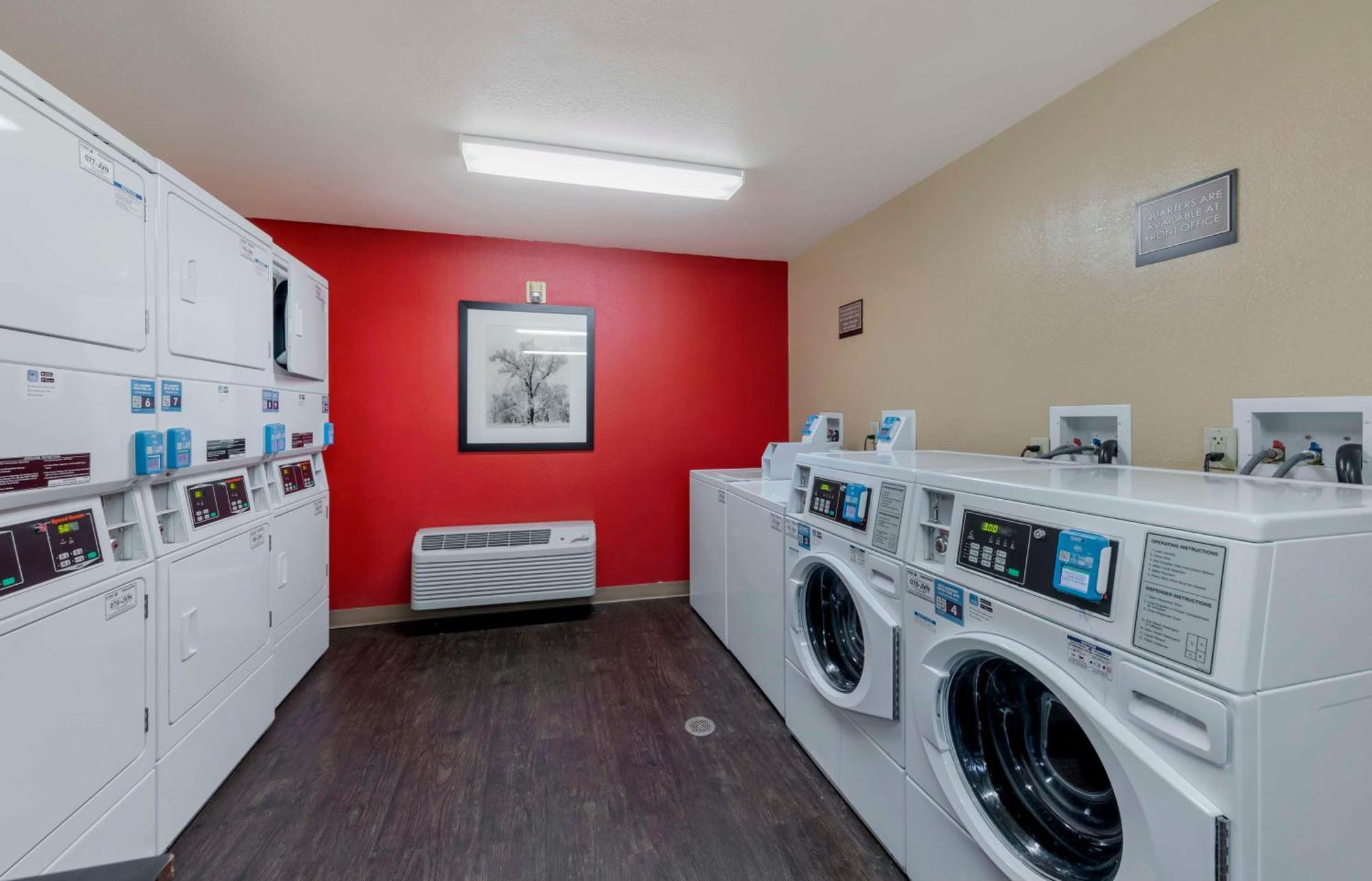 Extended Stay America Suites - Orange County - Katella Ave Екстериор снимка